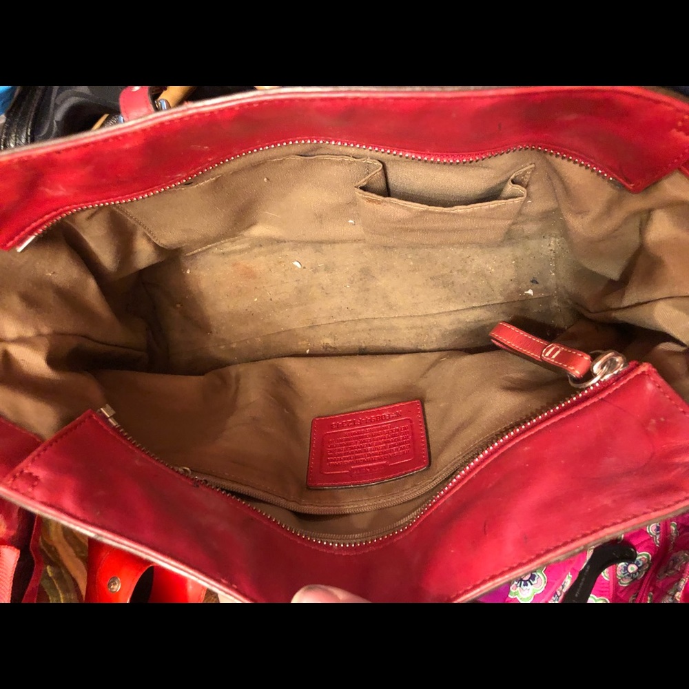 Coach - Picture 3 of 3